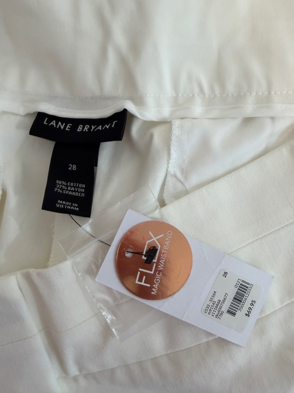 Lane Bryant White Capri Pants - Picture 9 of 11